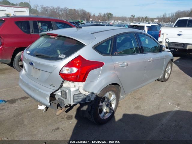 Photo 3 VIN: 1FADP3K22EL309350 - FORD FOCUS 