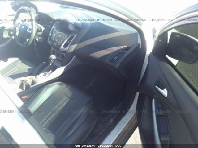 Photo 4 VIN: 1FADP3K22EL318386 - FORD FOCUS 