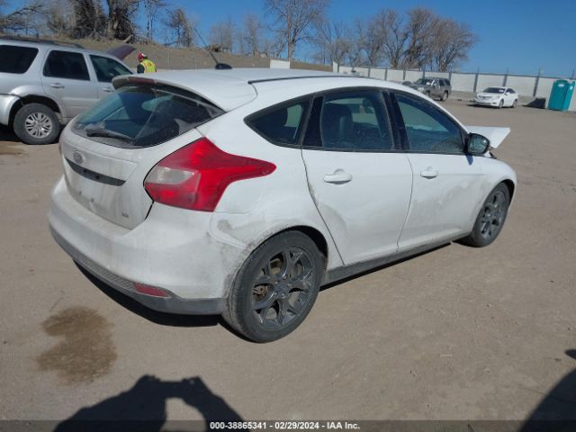 Photo 3 VIN: 1FADP3K22EL327976 - FORD FOCUS 