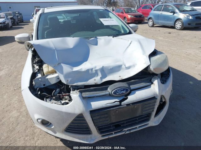 Photo 5 VIN: 1FADP3K22EL327976 - FORD FOCUS 