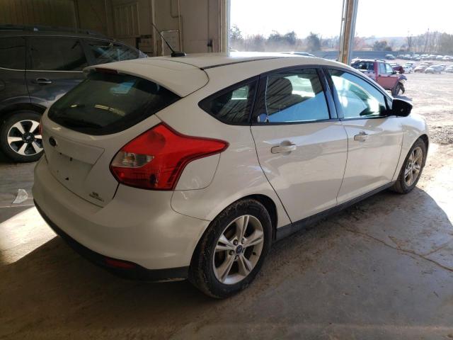 Photo 2 VIN: 1FADP3K22EL367121 - FORD FOCUS SE 