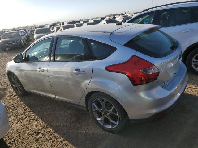 Photo 1 VIN: 1FADP3K22EL381777 - FORD FOCUS SE 