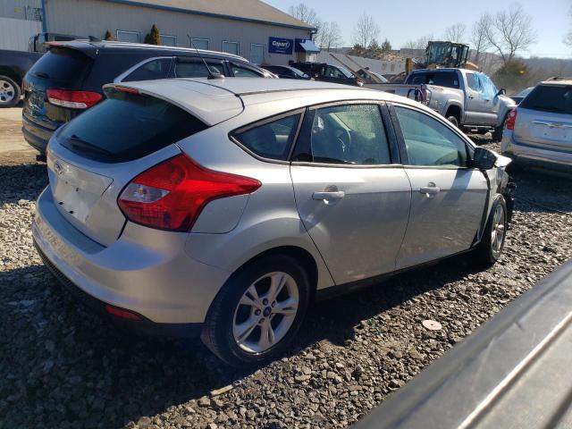 Photo 2 VIN: 1FADP3K22EL418682 - FORD FOCUS 