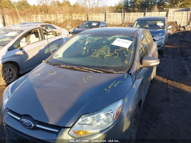 Photo 5 VIN: 1FADP3K22EL445882 - FORD FOCUS 