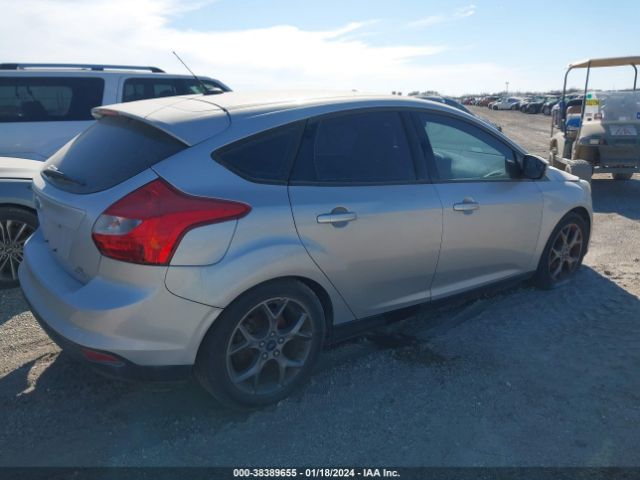 Photo 3 VIN: 1FADP3K22EL462861 - FORD FOCUS 