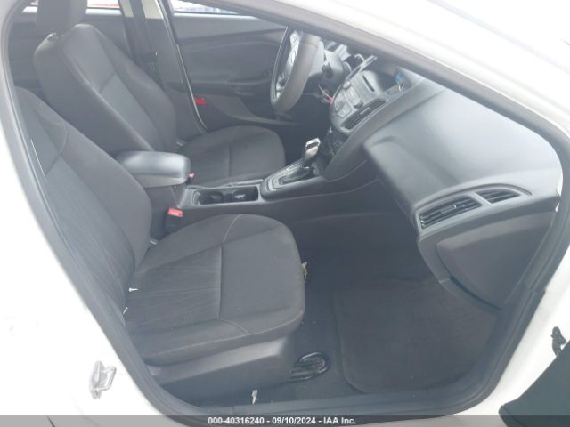 Photo 4 VIN: 1FADP3K22FL242010 - FORD FOCUS 