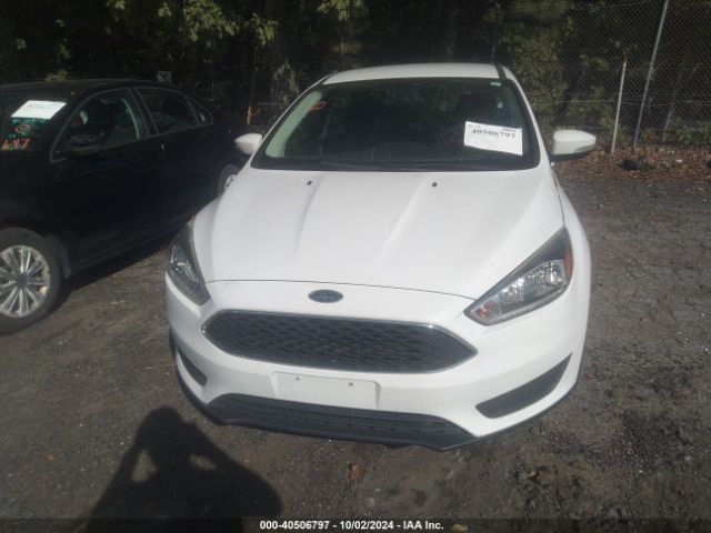 Photo 5 VIN: 1FADP3K22FL375933 - FORD FOCUS 