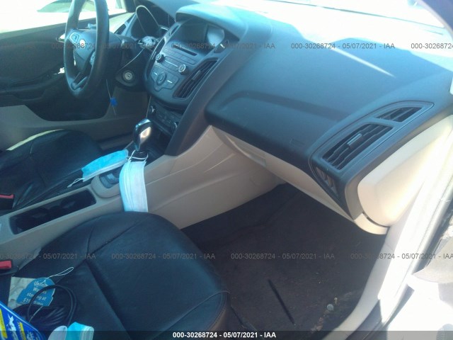 Photo 4 VIN: 1FADP3K22GL242204 - FORD FOCUS 