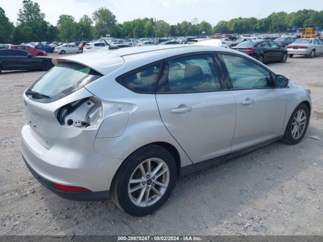 Photo 3 VIN: 1FADP3K22GL327673 - FORD FOCUS 