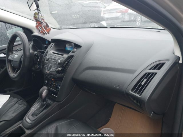 Photo 4 VIN: 1FADP3K22HL227123 - FORD FOCUS 