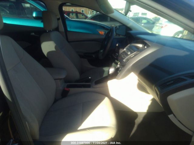 Photo 4 VIN: 1FADP3K22JL252142 - FORD FOCUS 