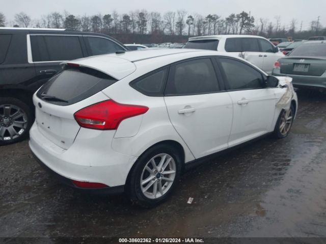 Photo 3 VIN: 1FADP3K22JL273556 - FORD FOCUS 