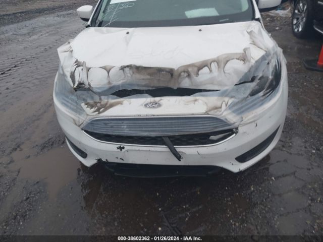 Photo 5 VIN: 1FADP3K22JL273556 - FORD FOCUS 