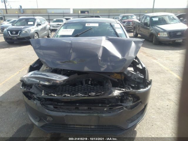 Photo 5 VIN: 1FADP3K22JL278997 - FORD FOCUS 