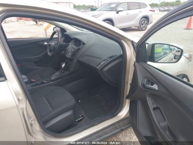 Photo 4 VIN: 1FADP3K22JL330015 - FORD FOCUS 