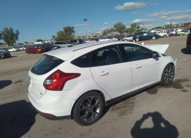 Photo 3 VIN: 1FADP3K23DL266376 - FORD FOCUS 