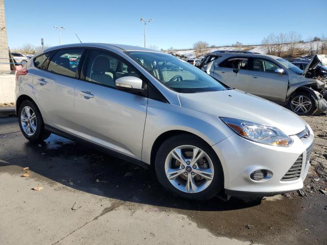 Photo 3 VIN: 1FADP3K23EL123400 - FORD FOCUS SE 