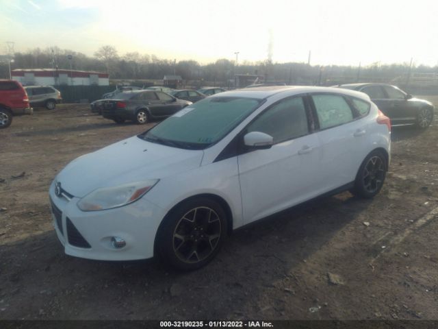 Photo 1 VIN: 1FADP3K23EL179045 - FORD FOCUS 