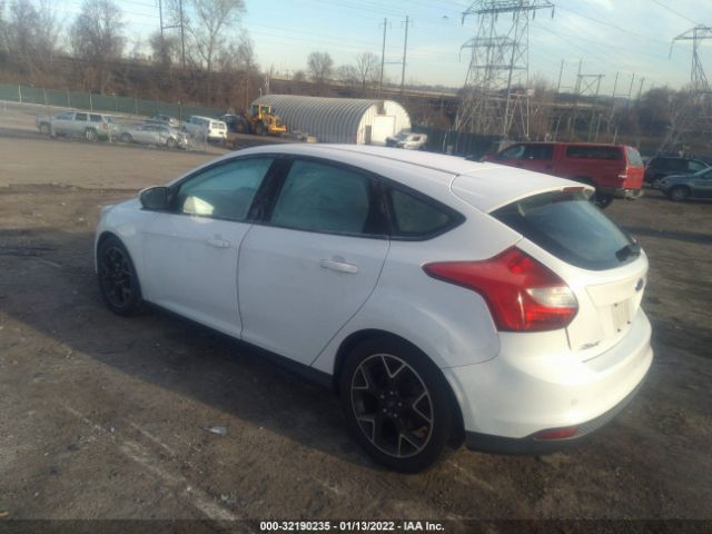 Photo 2 VIN: 1FADP3K23EL179045 - FORD FOCUS 