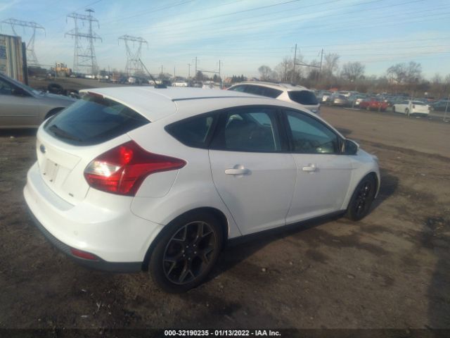 Photo 3 VIN: 1FADP3K23EL179045 - FORD FOCUS 