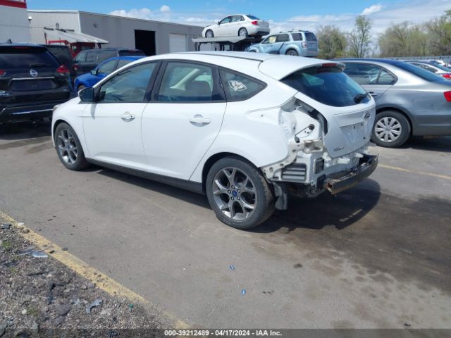 Photo 2 VIN: 1FADP3K23EL227465 - FORD FOCUS 