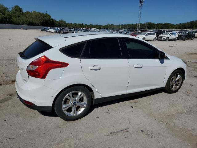 Photo 2 VIN: 1FADP3K23EL295703 - FORD FOCUS SE 