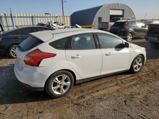 Photo 2 VIN: 1FADP3K23EL317926 - FORD FOCUS SE 