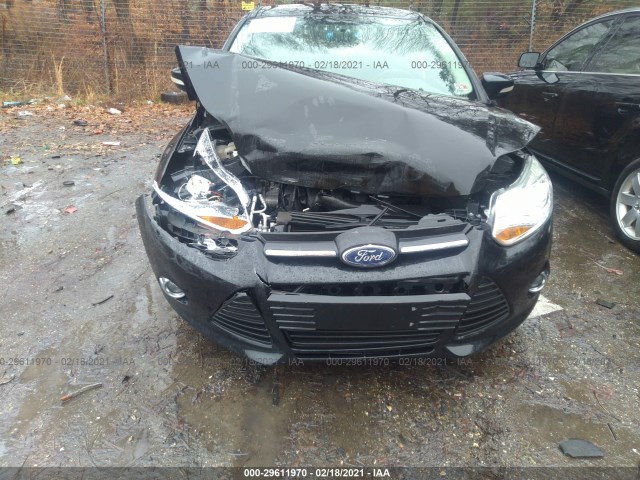 Photo 5 VIN: 1FADP3K23EL354555 - FORD FOCUS 