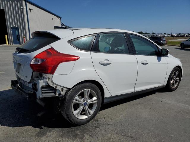 Photo 2 VIN: 1FADP3K23EL363787 - FORD FOCUS 