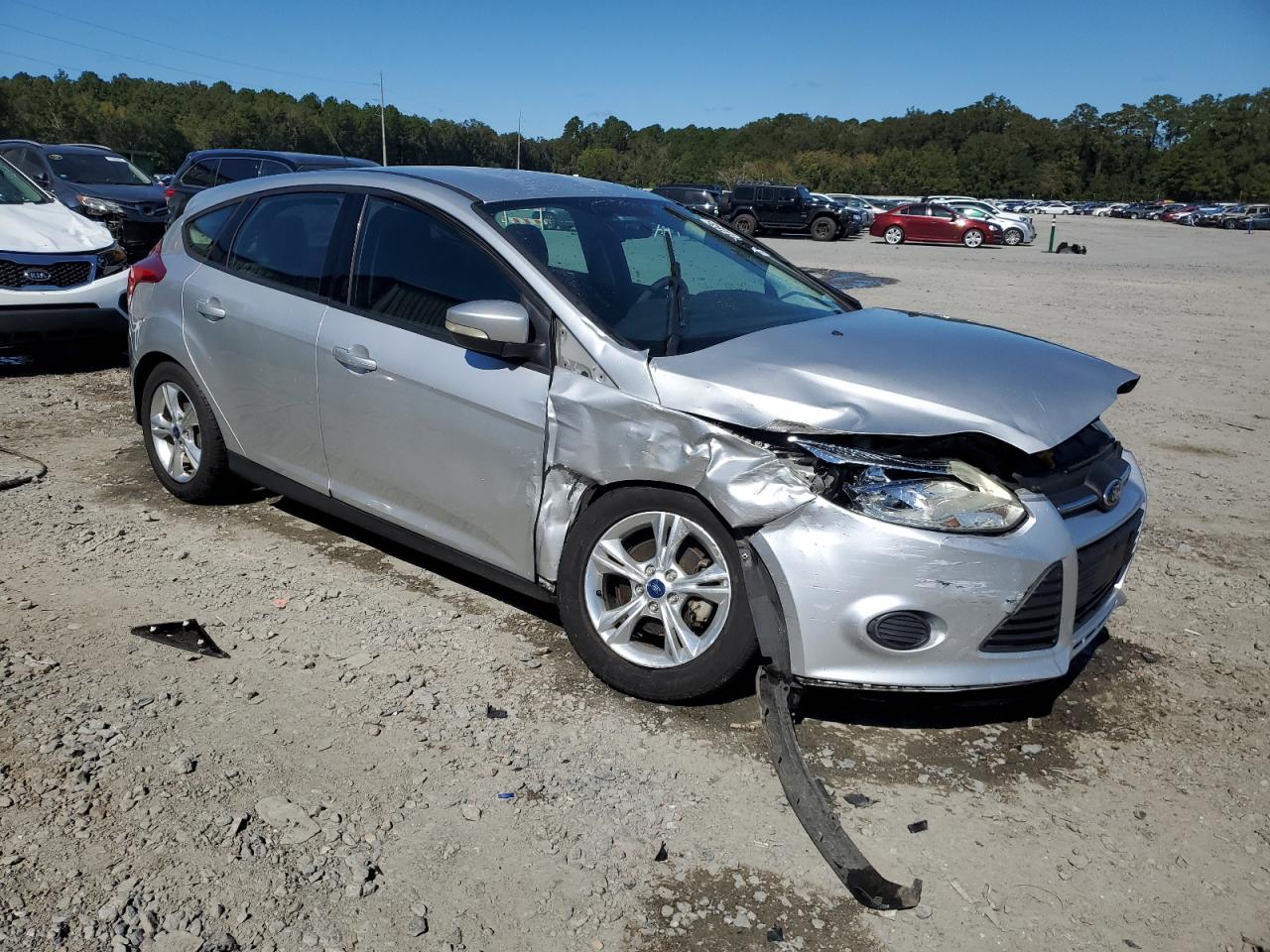 Photo 3 VIN: 1FADP3K23EL392755 - FORD FOCUS 