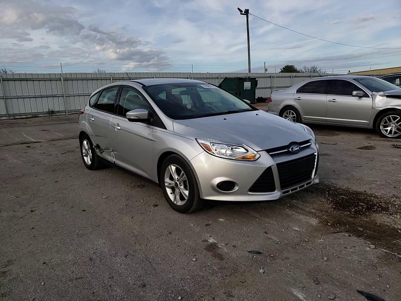 Photo 10 VIN: 1FADP3K23EL459497 - FORD FOCUS SE 