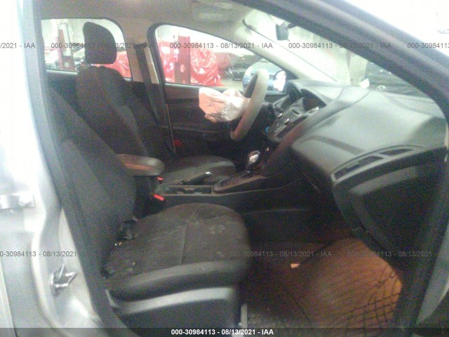 Photo 4 VIN: 1FADP3K23GL213200 - FORD FOCUS 