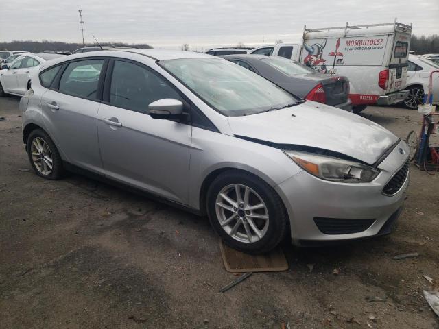 Photo 3 VIN: 1FADP3K23GL257424 - FORD FOCUS SE 