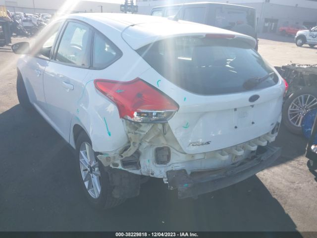 Photo 5 VIN: 1FADP3K23GL258461 - FORD FOCUS 