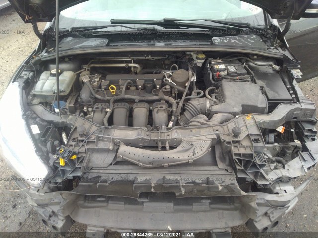 Photo 9 VIN: 1FADP3K23GL266575 - FORD FOCUS 