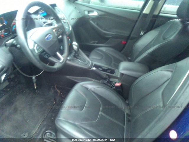 Photo 4 VIN: 1FADP3K23GL299575 - FORD FOCUS 