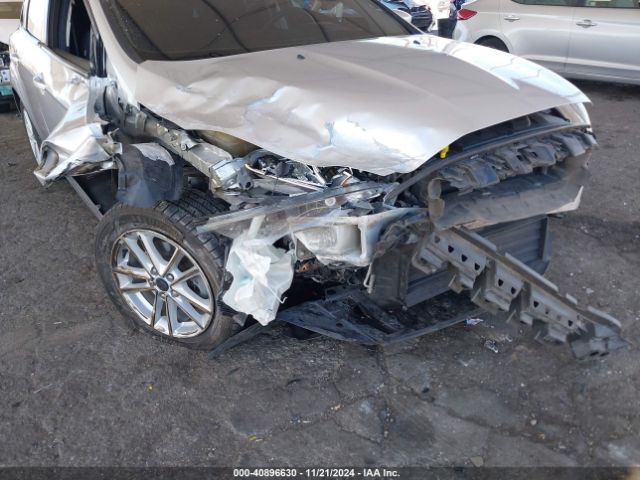 Photo 5 VIN: 1FADP3K23HL271714 - FORD FOCUS 