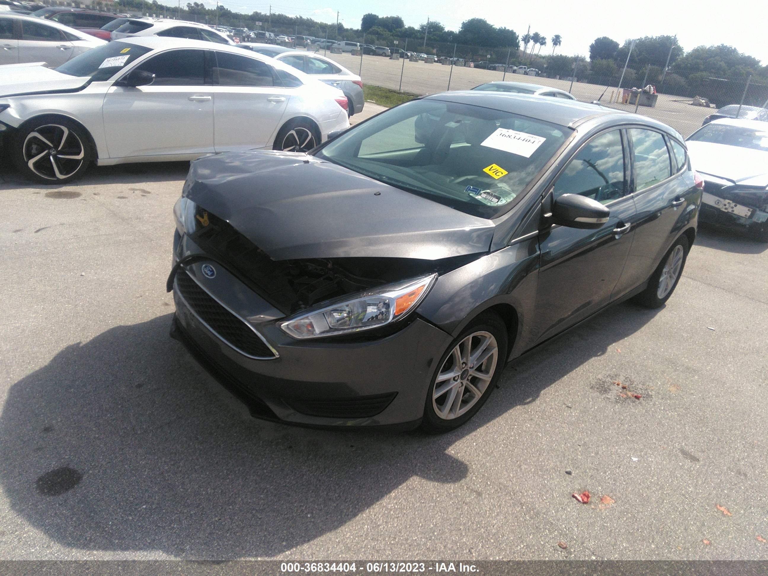 Photo 1 VIN: 1FADP3K23HL294166 - FORD FOCUS 