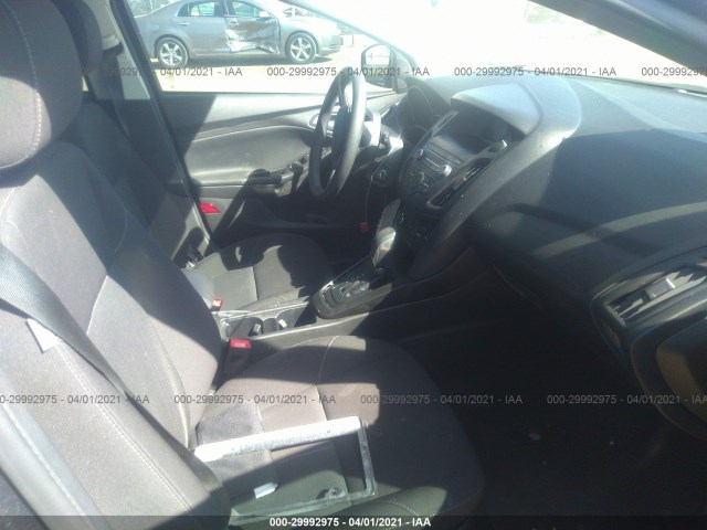 Photo 4 VIN: 1FADP3K23JL217545 - FORD FOCUS 