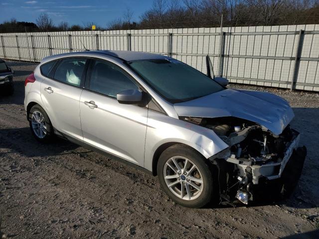 Photo 3 VIN: 1FADP3K23JL275333 - FORD FOCUS SE 