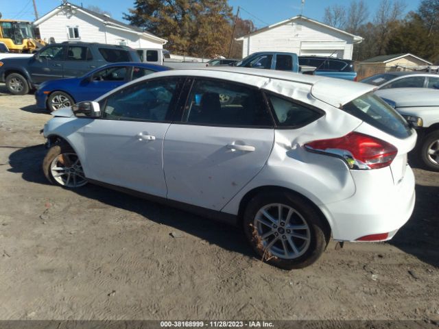 Photo 2 VIN: 1FADP3K23JL307665 - FORD FOCUS 