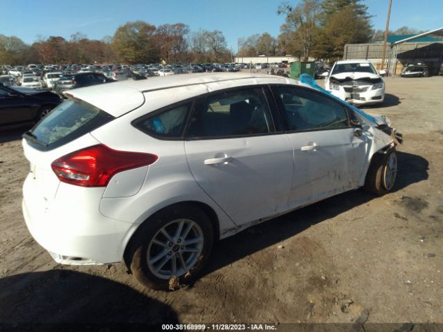 Photo 3 VIN: 1FADP3K23JL307665 - FORD FOCUS 