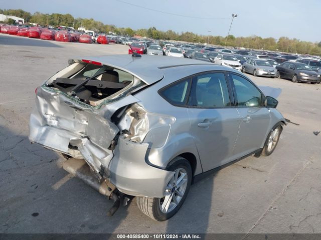 Photo 3 VIN: 1FADP3K23JL326930 - FORD FOCUS 