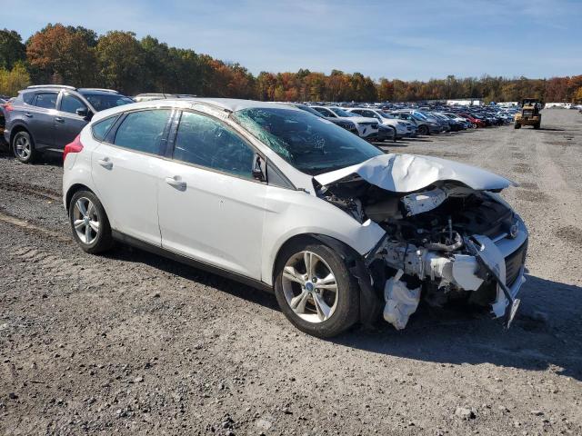 Photo 3 VIN: 1FADP3K24DL137076 - FORD FOCUS 