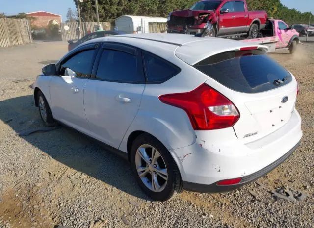 Photo 2 VIN: 1FADP3K24DL146165 - FORD FOCUS SE 