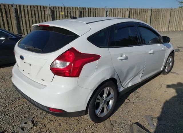 Photo 3 VIN: 1FADP3K24DL146165 - FORD FOCUS SE 