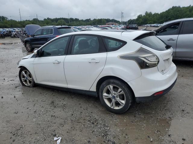 Photo 1 VIN: 1FADP3K24DL215727 - FORD FOCUS SE 