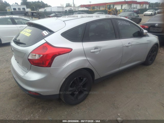 Photo 3 VIN: 1FADP3K24DL224704 - FORD FOCUS 