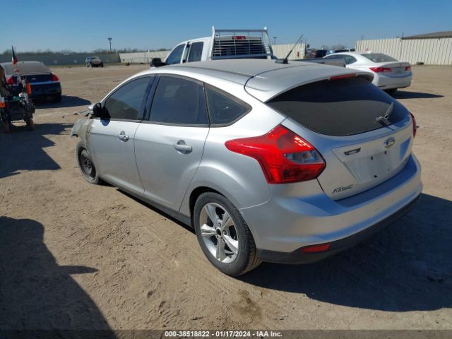 Photo 2 VIN: 1FADP3K24DL247772 - FORD FOCUS 