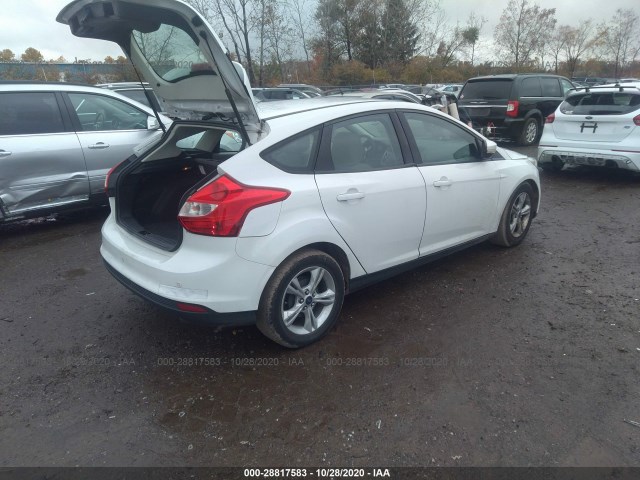 Photo 3 VIN: 1FADP3K24DL302835 - FORD FOCUS 